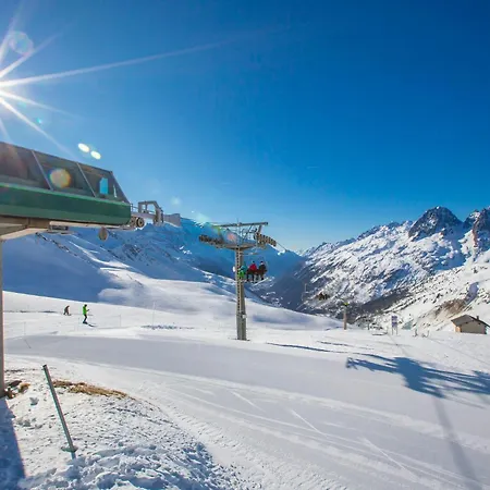 Le Refuge Des Lacs Mont-blanc View Retreat - Happy Apartament